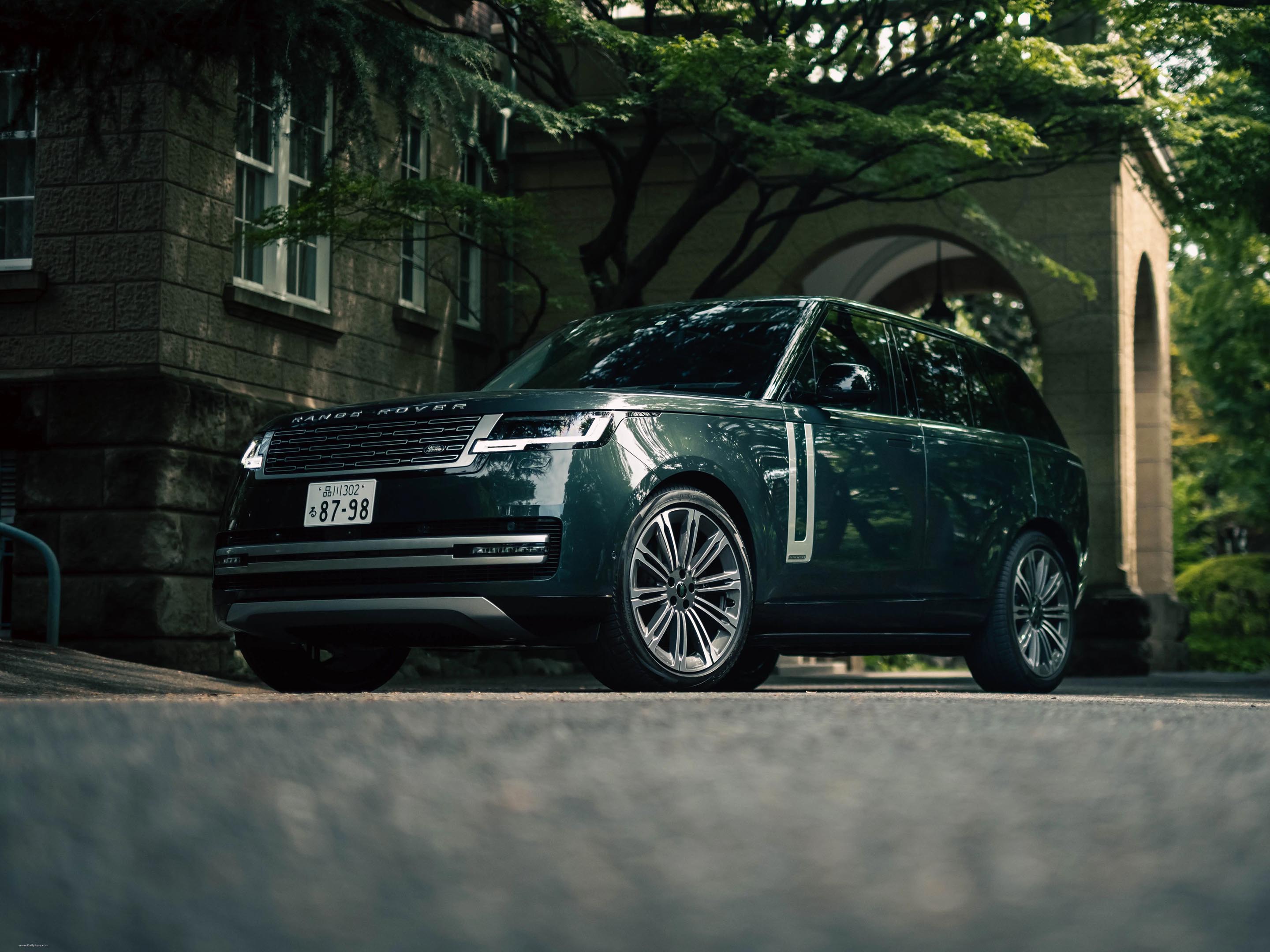 2023 Land Rover Range Rover Japanese Version Stunning HD Photos, Videos, Specs, Features